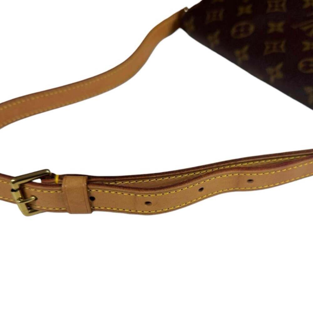 LOUIS VUITTON Brown Monogram Canvas Shoulder Bag - Picture 14 of 16